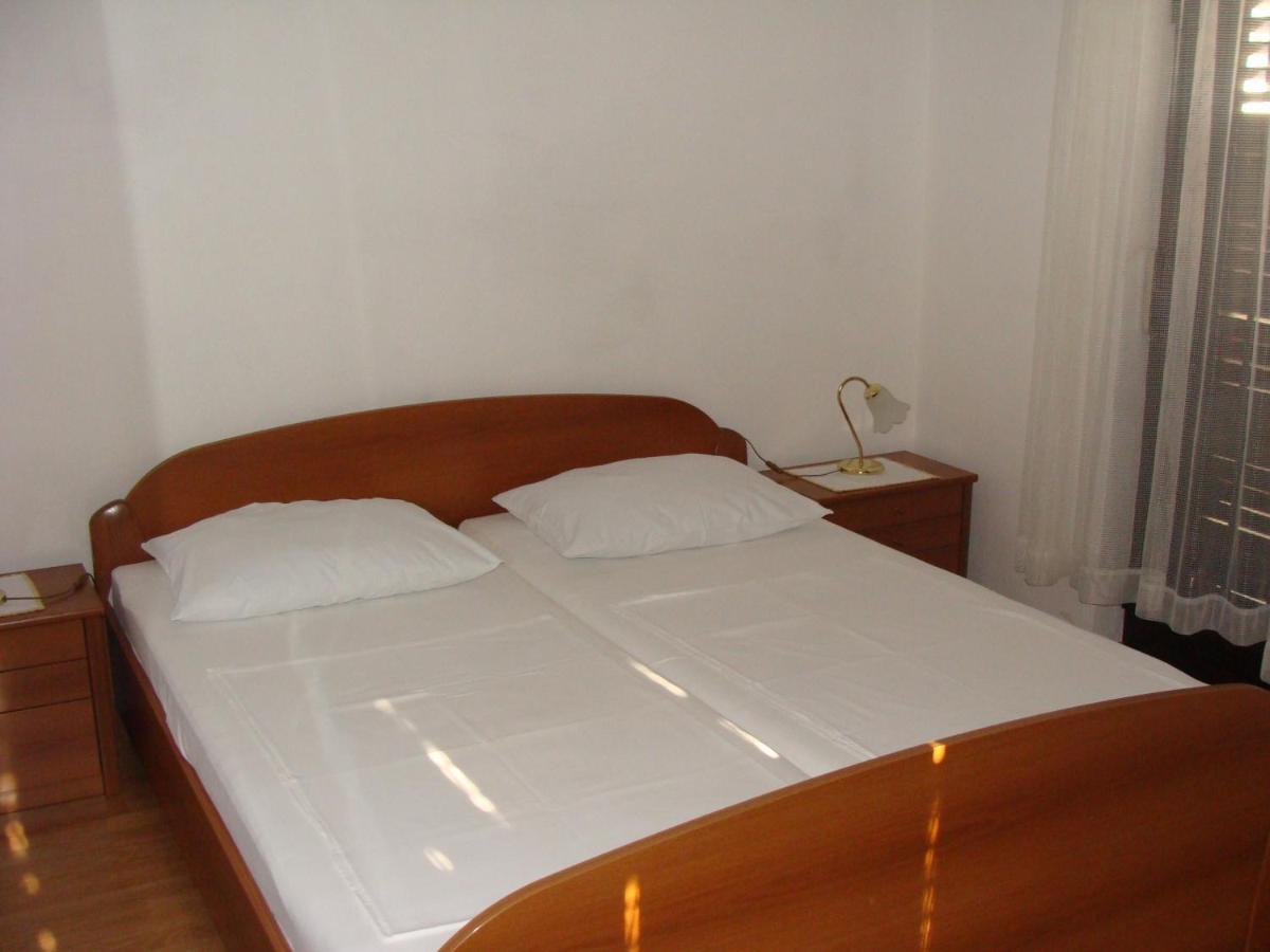 Apartmani Svetina Vodice Exterior photo