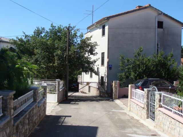 Apartmani Svetina Vodice Exterior photo